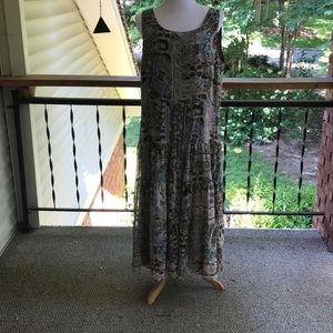 Jessica Howard Woman Dress
